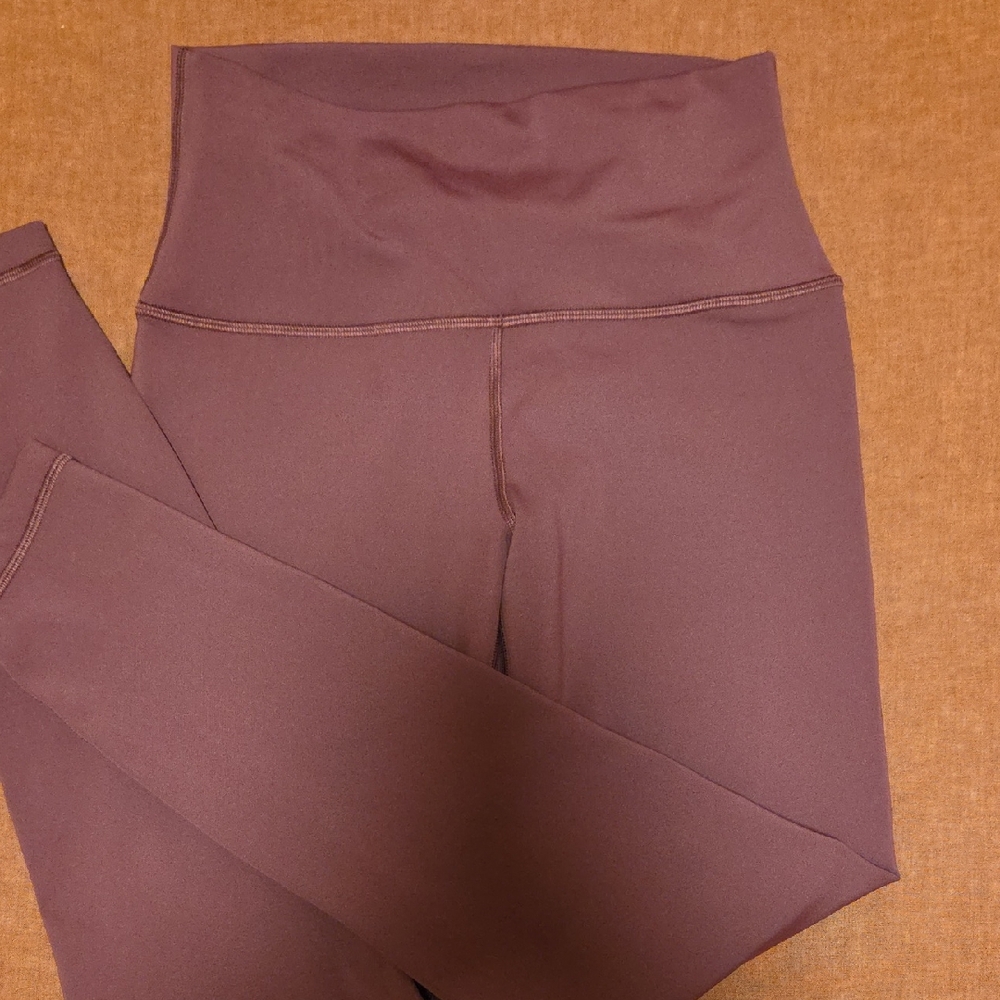 Aritzia Golden Butter Leggings